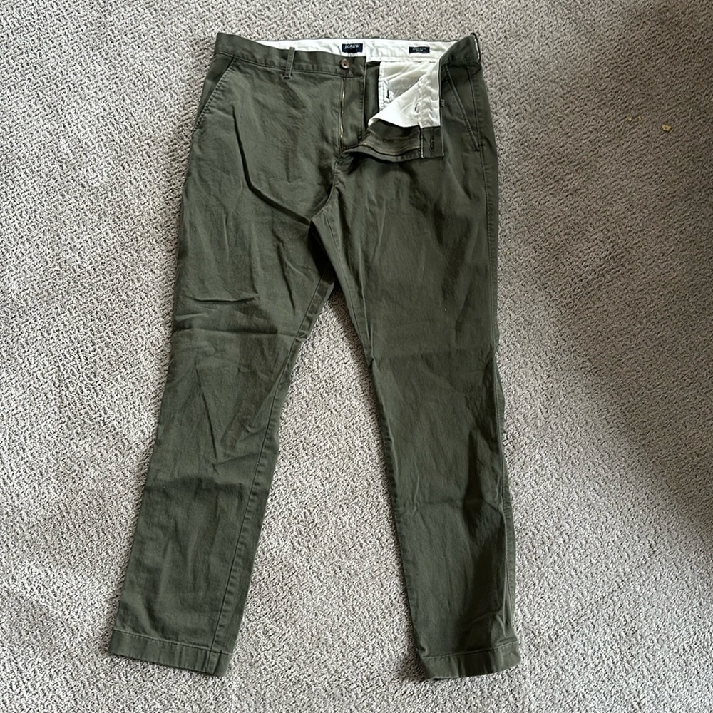 Jcrew flex men’s athletic slim chino pants